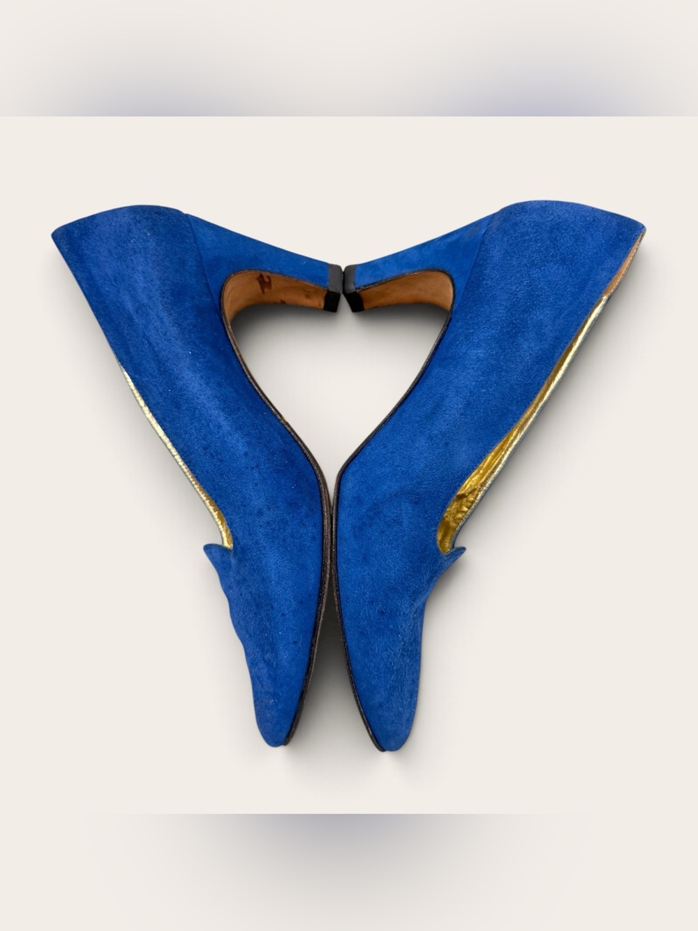 Vtg Escada Electric Blue Suede Mid Heel Pumps
